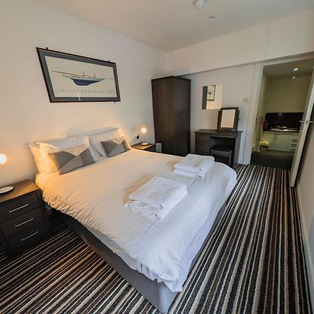 Bay & Harbour Holiday Apartments & Rooms Only Weston-super-Mare Exterior photo